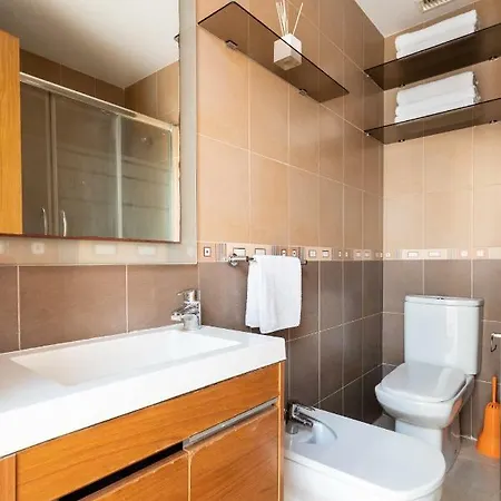 San Isidro 5 Minutos De La Playa Free Parking By Lightbooking *